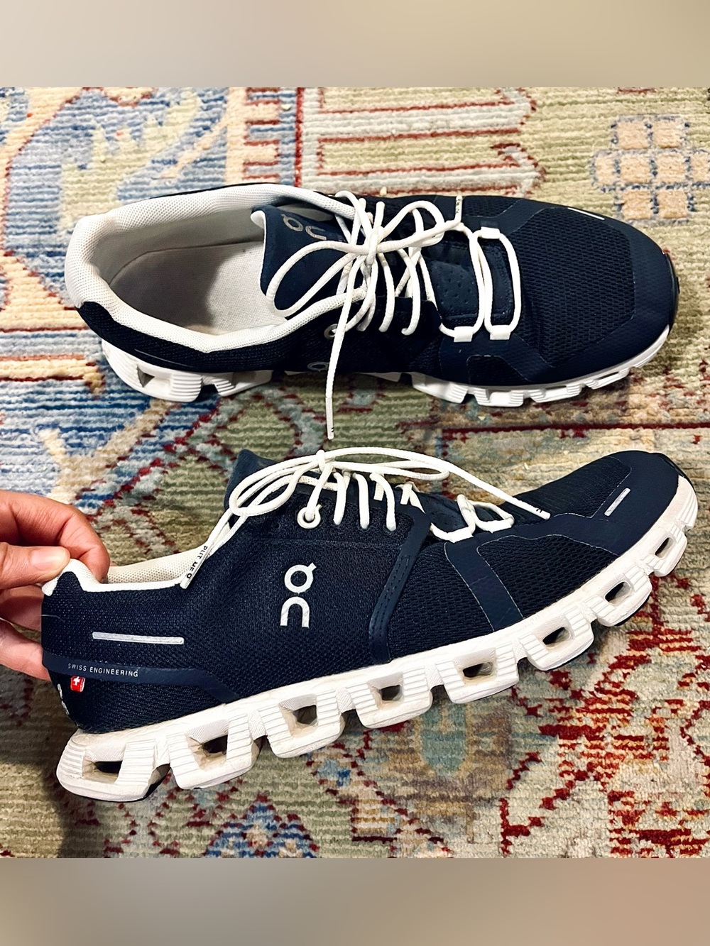 On Running Men’s Sneakers in Navy and White